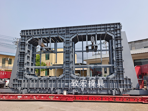 雙倉頂進式箱涵模具 雙倉頂進式箱涵模具