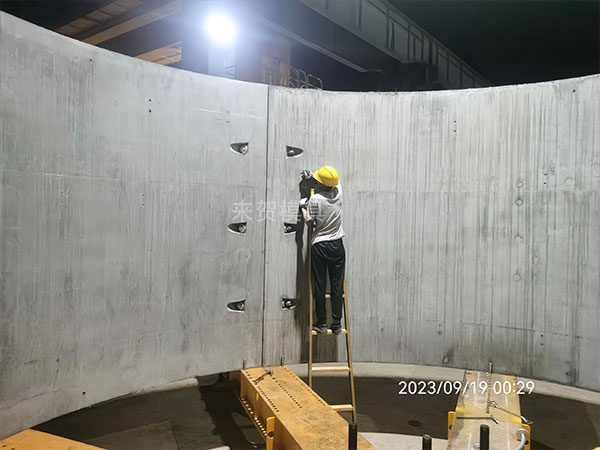 內蒙古赤峰裝配式混凝土風電塔筒模具施工案例